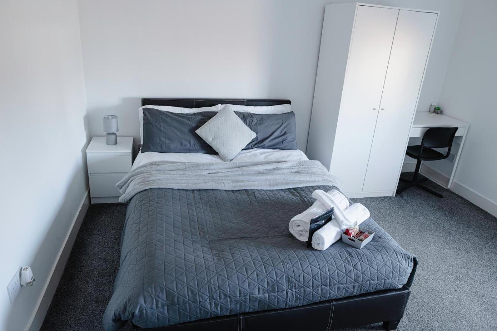 Cosy Ensuite Bedroom I 5min Walk From Bramall Lane Stadium *