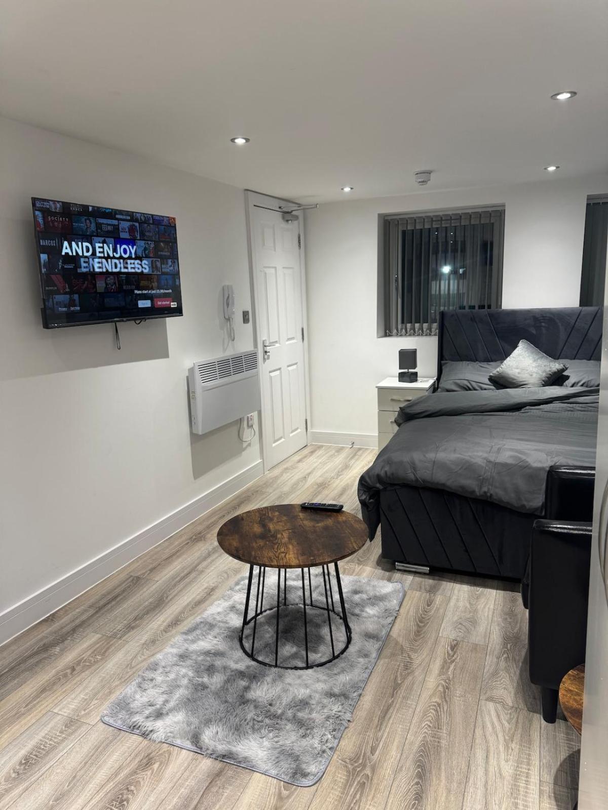 Restoa 3 Peaceful Spot Wparking And Fast Wifi Sheffield