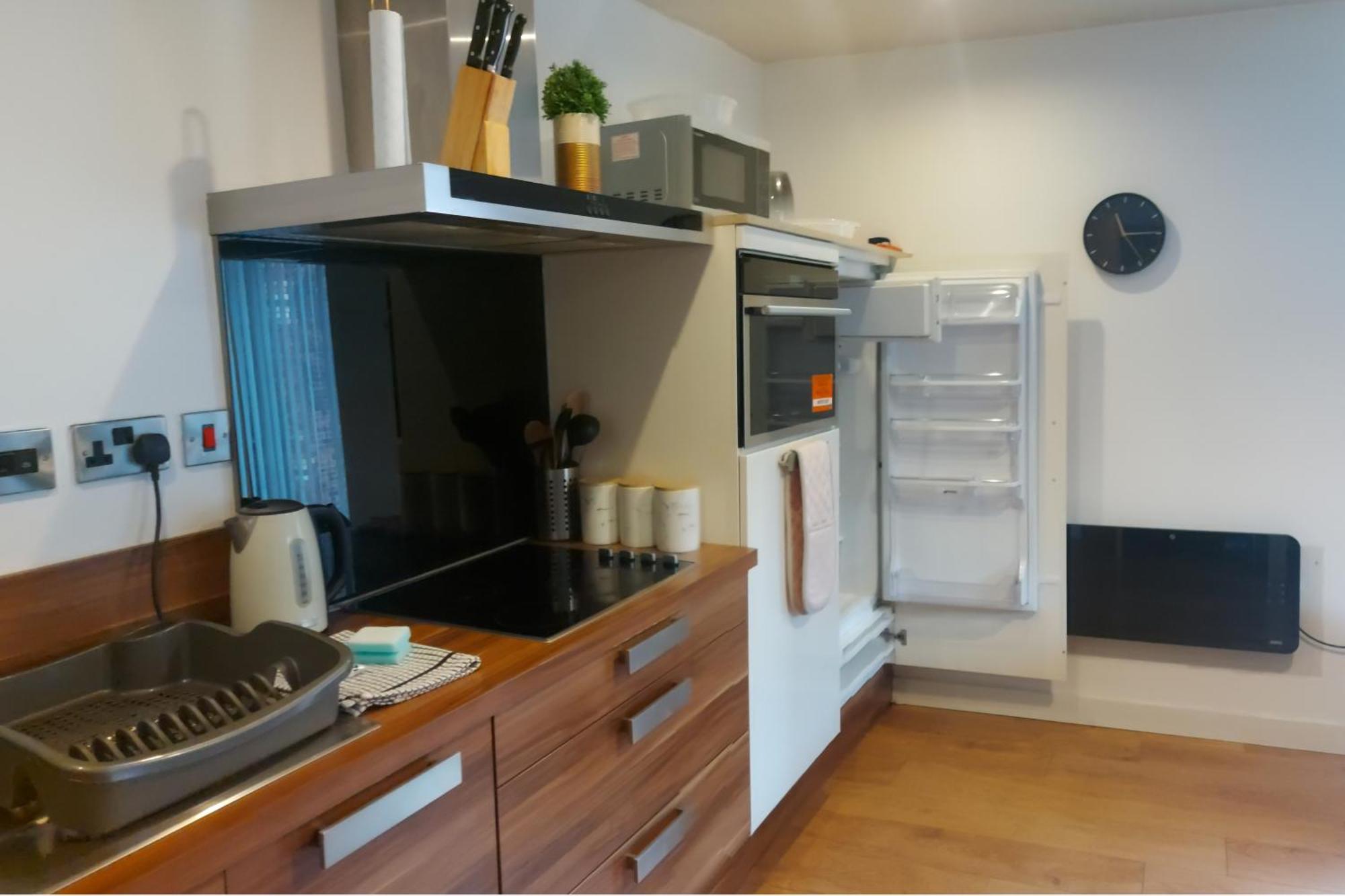 Modern 2-bed -12 Min Walk To Centre * Sheffield