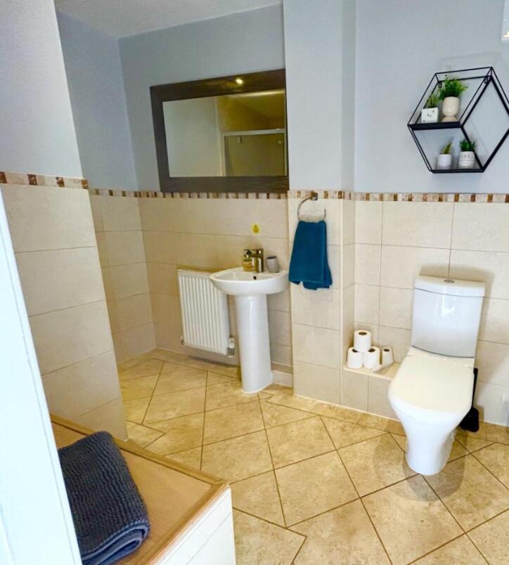 Spacious & Stylish 5br Townhouse - Free Parking * Sheffield