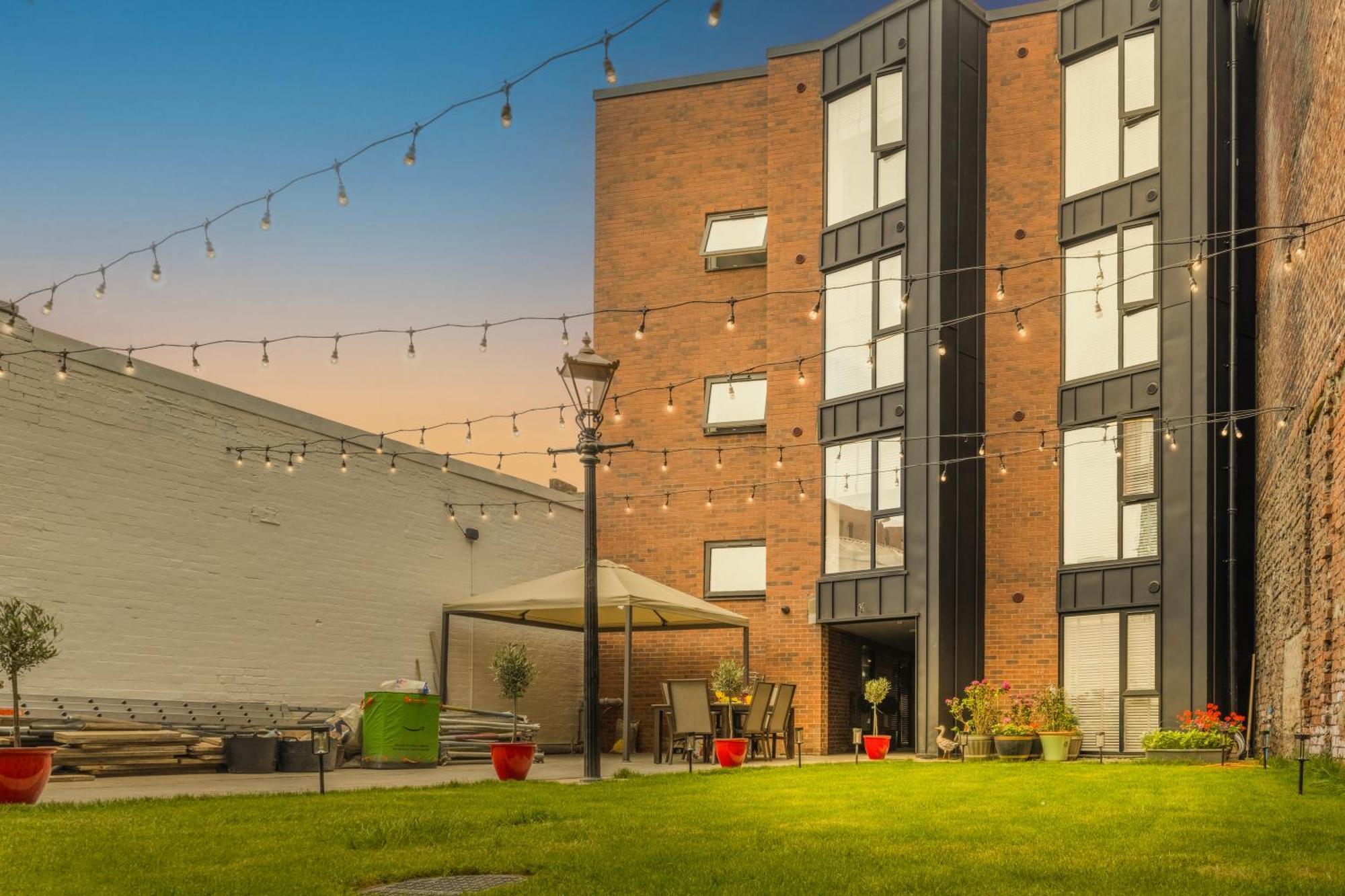 Modern 1-br Flat, Near Bramall Lane, Free Wifi Apartment *