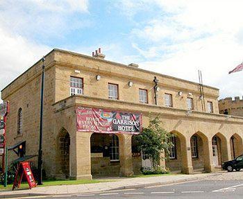 Garrison Hotel 3*