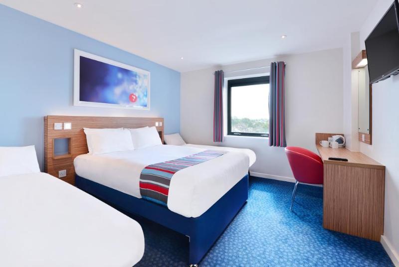 Travelodge Hotel 3*
