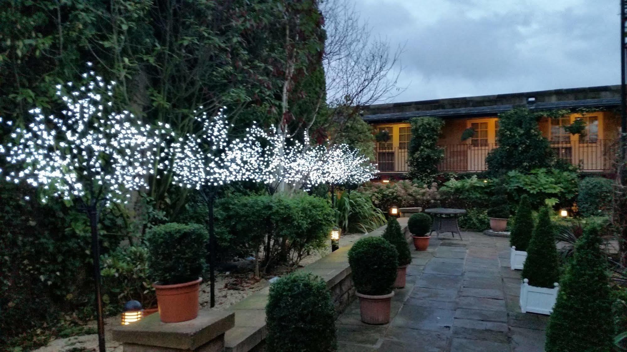 Garrison Hotel 3*