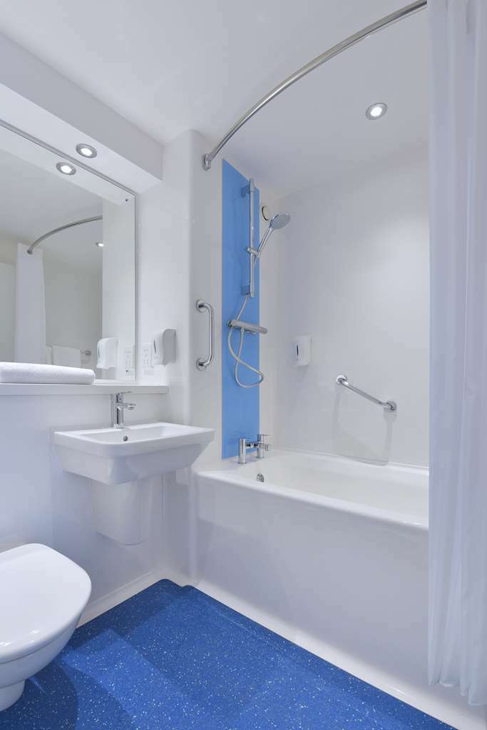 Travelodge Richmond 3*